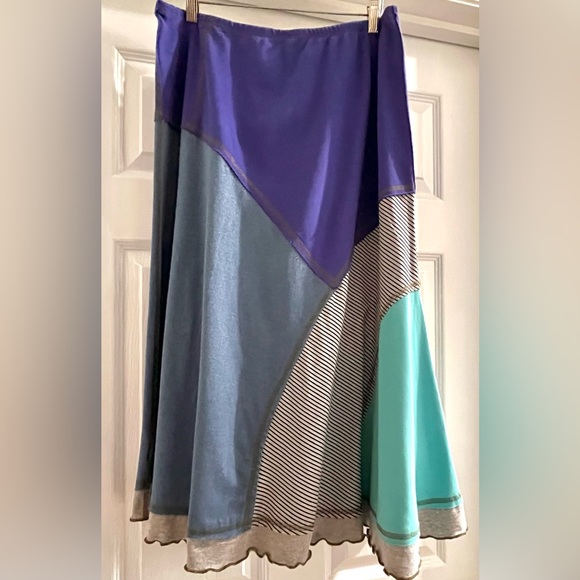 NWOT - ELISABETHAN Patchwork Upcycled Skirt - Picture 3 of 9